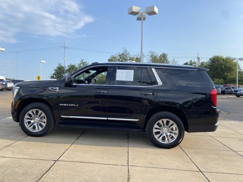 Used 2025 GMC Yukon Denali RWD image 7