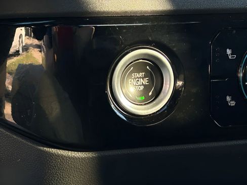 Used 2022 GMC Sierra 1500 Elevation image 26