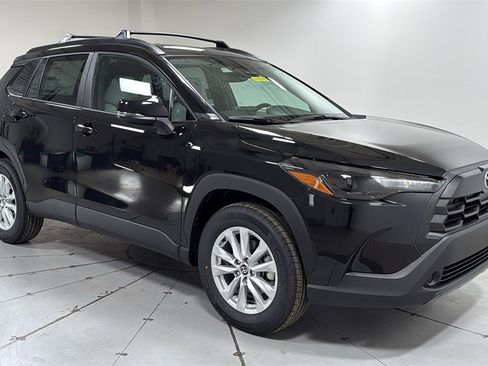 New 2026 Toyota Corolla Cross LE image 3