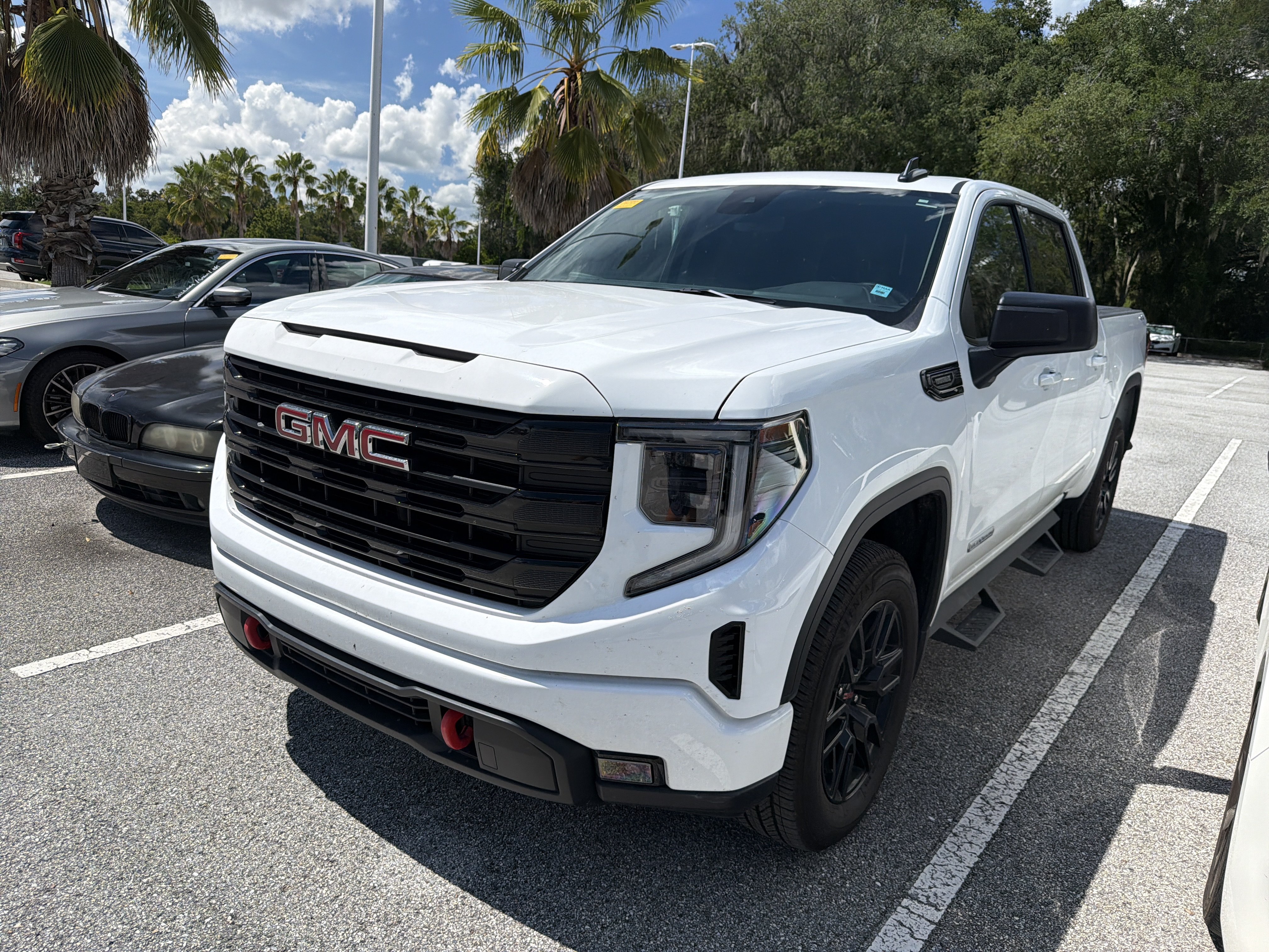 Used 2026 GMC Sierra 1500 Elevation AWD/4WD image 3