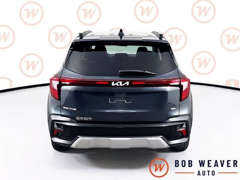 Used 2024 Kia Seltos SX w/ SX Sunroof Package AWD/4WD image 7