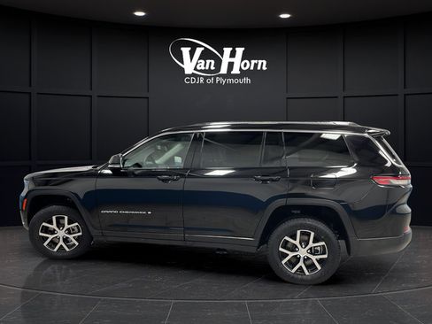 Used 2023 Jeep Grand Cherokee L Limited AWD/4WD image 4