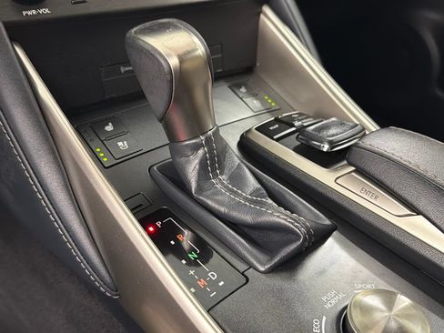 Used 2020 Lexus IS 300 w/ Navigation Package RWD image 32