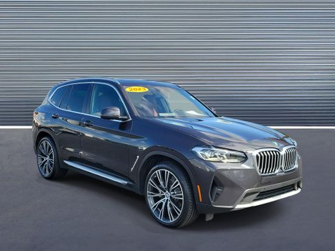 Used 2023 BMW X3 sDrive30i w/ Convenience Package RWD image 2