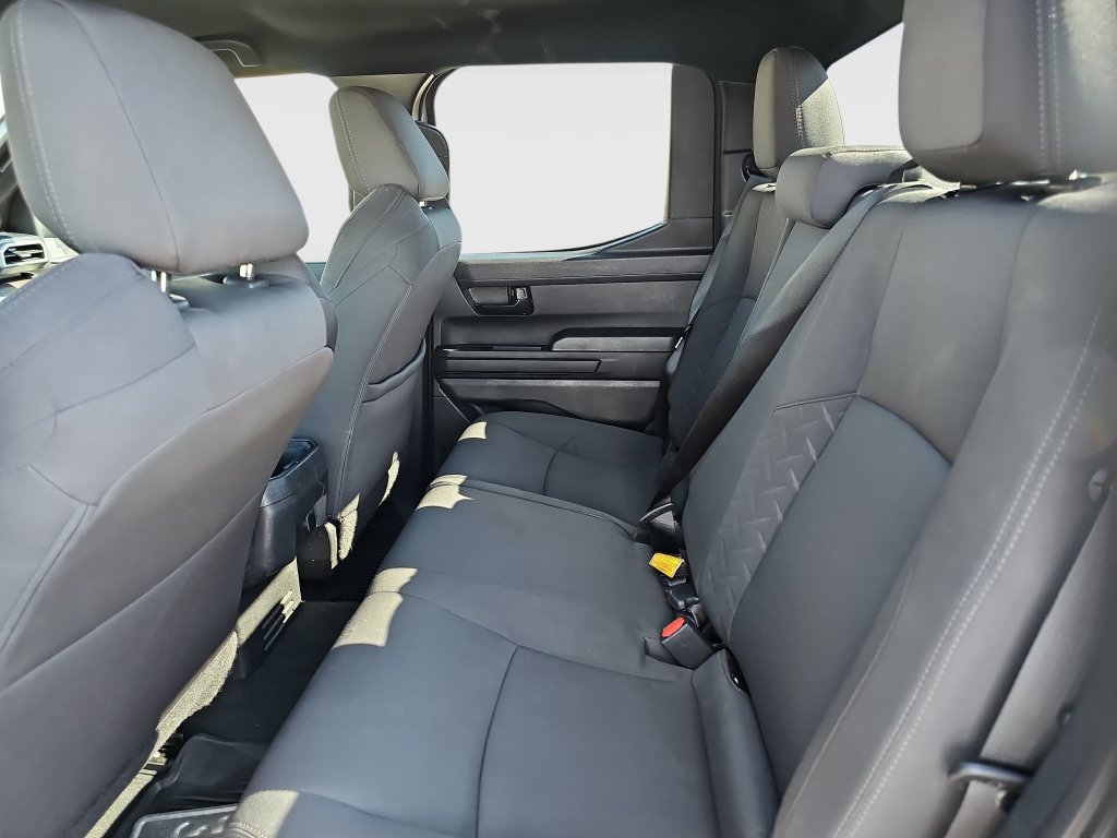 Certified 2025 Toyota Tacoma SR5 AWD/4WD image 19