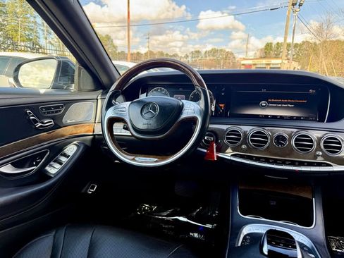 Used 2015 Mercedes-Benz S 550 4MATIC Sedan image 19