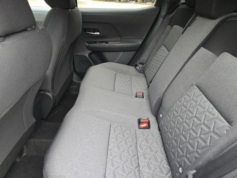 New 2026 Nissan Kicks SV image 12