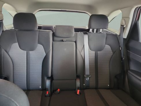 Used 2024 Kia Sorento LX FWD image 18