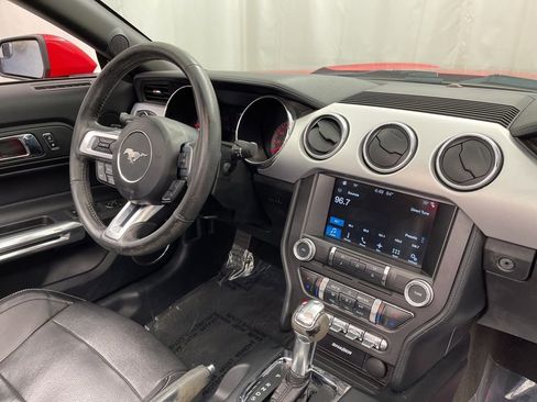 Used 2017 Ford Mustang Premium image 23