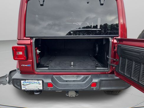 Used 2021 Jeep Wrangler Unlimited Sahara w/ Cold Weather Group image 24