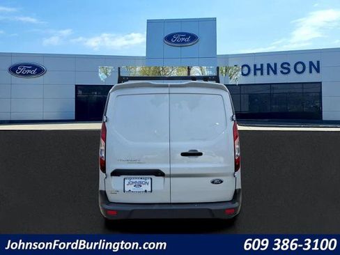 Certified 2022 Ford Transit Connect XL image 4