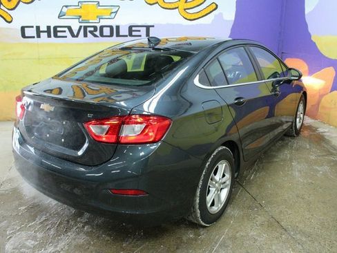 Used 2018 Chevrolet Cruze LT image 8
