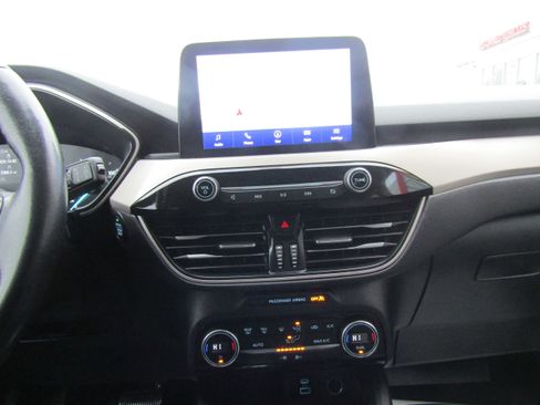 Used 2021 Ford Escape SE w/ Convenience Package image 11