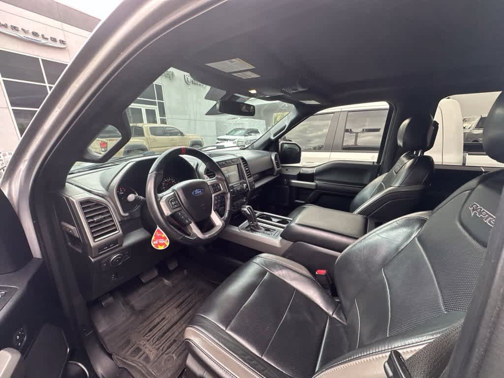 Used 2017 Ford F150 Raptor w/ Equipment Group 802A Luxury AWD/4WD image 6