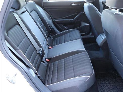 Used 2024 Volkswagen Jetta Sport FWD image 22