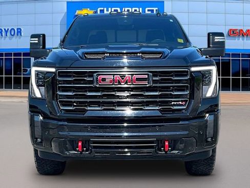 Used 2024 GMC Sierra 2500 AT4 w/ AT4 Premium Plus Package AWD/4WD image 2