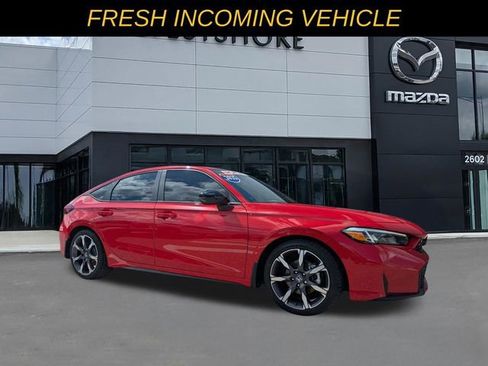 Used 2025 Honda Civic Sport Touring image 1