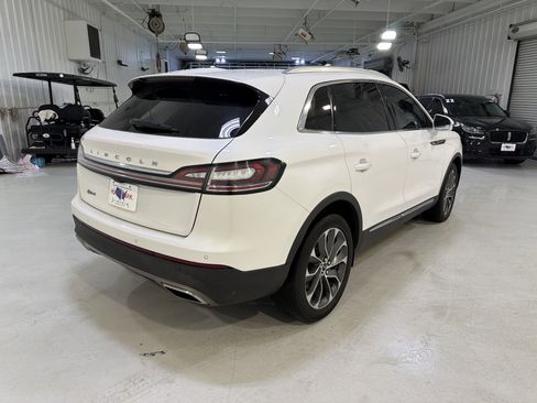 Used 2023 Lincoln Nautilus Reserve w/ Luxury Package image 5