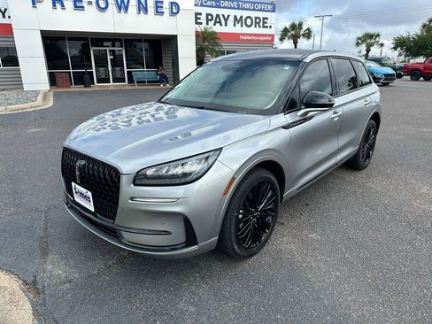 Used 2023 Lincoln Corsair AWD w/ Equipment Group 101A image 2