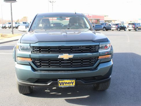 Used 2019 Chevrolet Silverado 1500 LT image 3