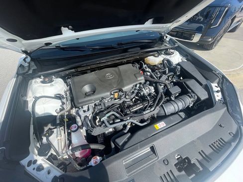 Used 2025 Toyota Camry LE FWD image 31