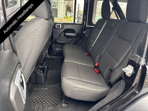 Used 2020 Jeep Wrangler Unlimited Sport image 27