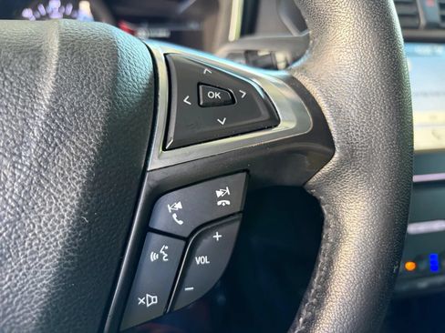 Used 2019 Ford Fusion Titanium FWD image 31