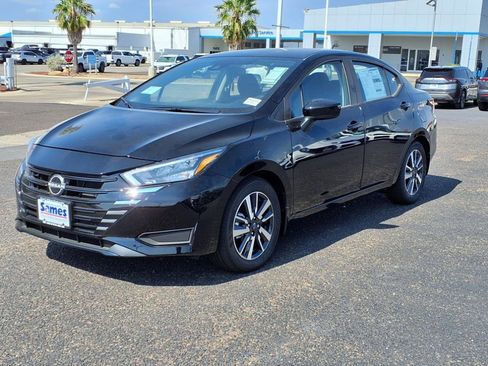 New 2025 Nissan Versa SV w/ Trunk Package image 3