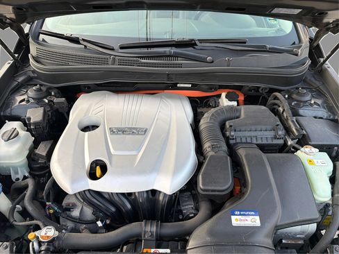 Used 2012 Hyundai Sonata Hybrid w/ Leather Pkg FWD image 24