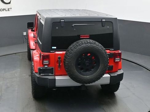 Used 2015 Jeep Wrangler Unlimited Sahara AWD/4WD image 56