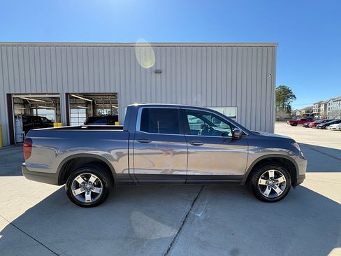 Certified 2024 Honda Ridgeline RTL image 9