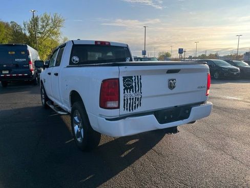 Used 2019 RAM 1500 Express w/ Express Value Package AWD/4WD image 4