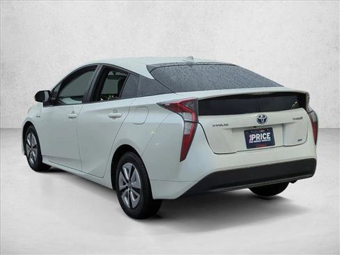 Used 2016 Toyota Prius Two image 8