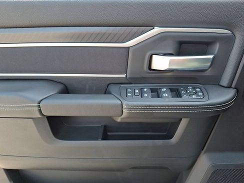 New 2026 RAM 3500 Big Horn AWD/4WD image 10