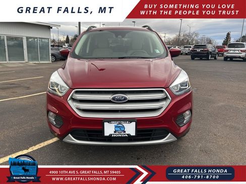 Used 2019 Ford Escape SEL image 2