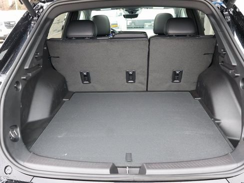 New 2026 Chevrolet Equinox EV LT w/ Convenience Package II FWD image 29