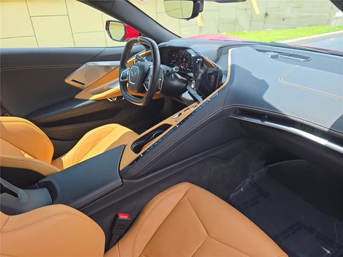 Used 2024 Chevrolet Corvette Stingray Preferred Cpe w/ Z51 Performance Package RWD image 15