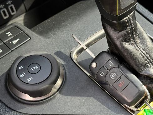 Used 2022 Ford Ranger XLT w/ Equipment Group 302A High image 28