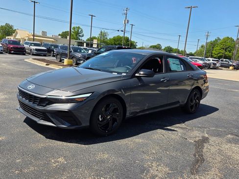 New 2026 Hyundai Elantra Sport FWD image 3