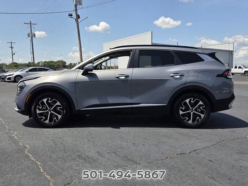 Used 2025 Kia Sportage EX w/ Premium Package FWD image 2