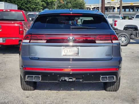Used 2025 Volkswagen Atlas Cross Sport SEL Premium R-Line AWD/4WD image 6