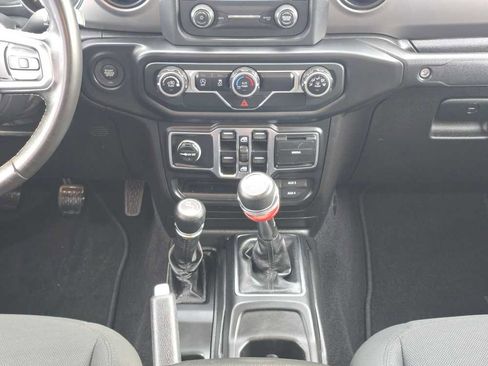 Used 2020 Jeep Gladiator Sport w/ Trailer Tow Package image 13