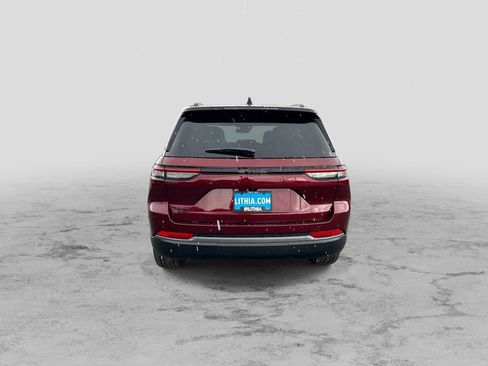 New 2026 Jeep Grand Cherokee Limited AWD/4WD image 7