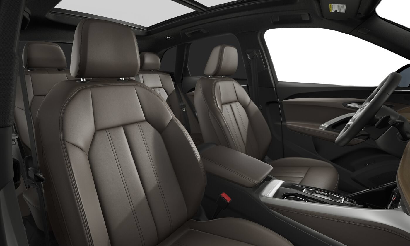 Certified 2025 Audi Q5 Premium w/ Convenience Package AWD/4WD image 5