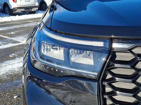 Used 2025 Ford Explorer ST image 12
