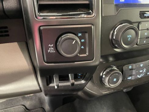 Used 2022 Ford F350 XLT w/ XLT Value Package AWD/4WD image 9