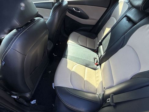 Used 2018 Hyundai Elantra GT w/ Style Package 02 image 12