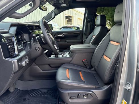 New 2026 GMC Sierra 1500 AT4 w/ AT4 Premium Package AWD/4WD image 14