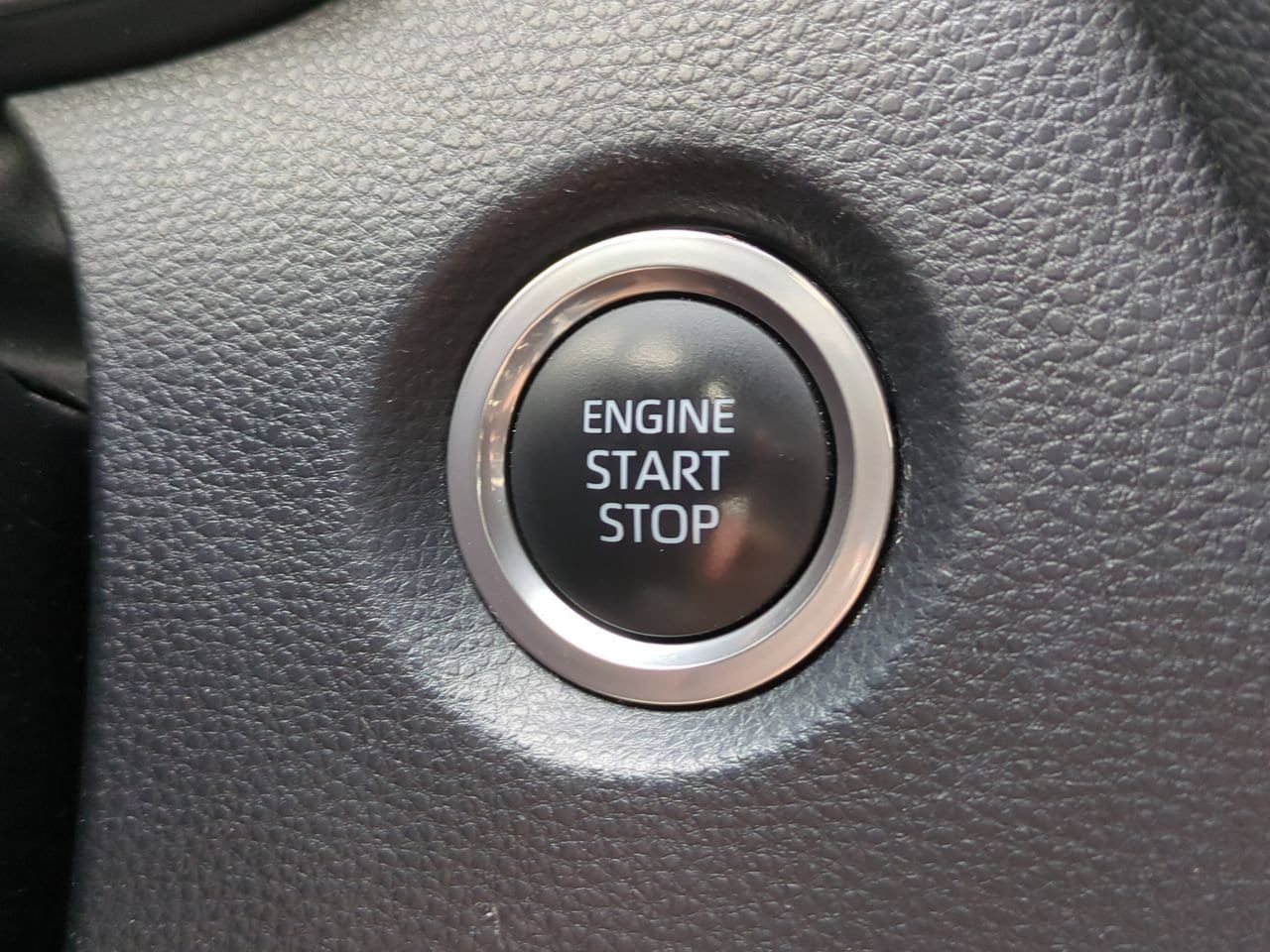 Used 2019 Toyota Corolla SE w/ Carpet Mat Package FWD image 26