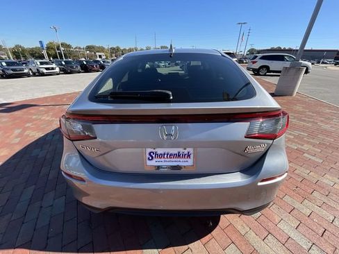 Used 2023 Honda Civic LX image 32